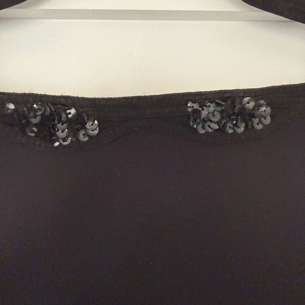 Black Sequin Neckline Top L ✨ Classic Workwear Stretch 3/4 Sleeve - Picture 4 of 6